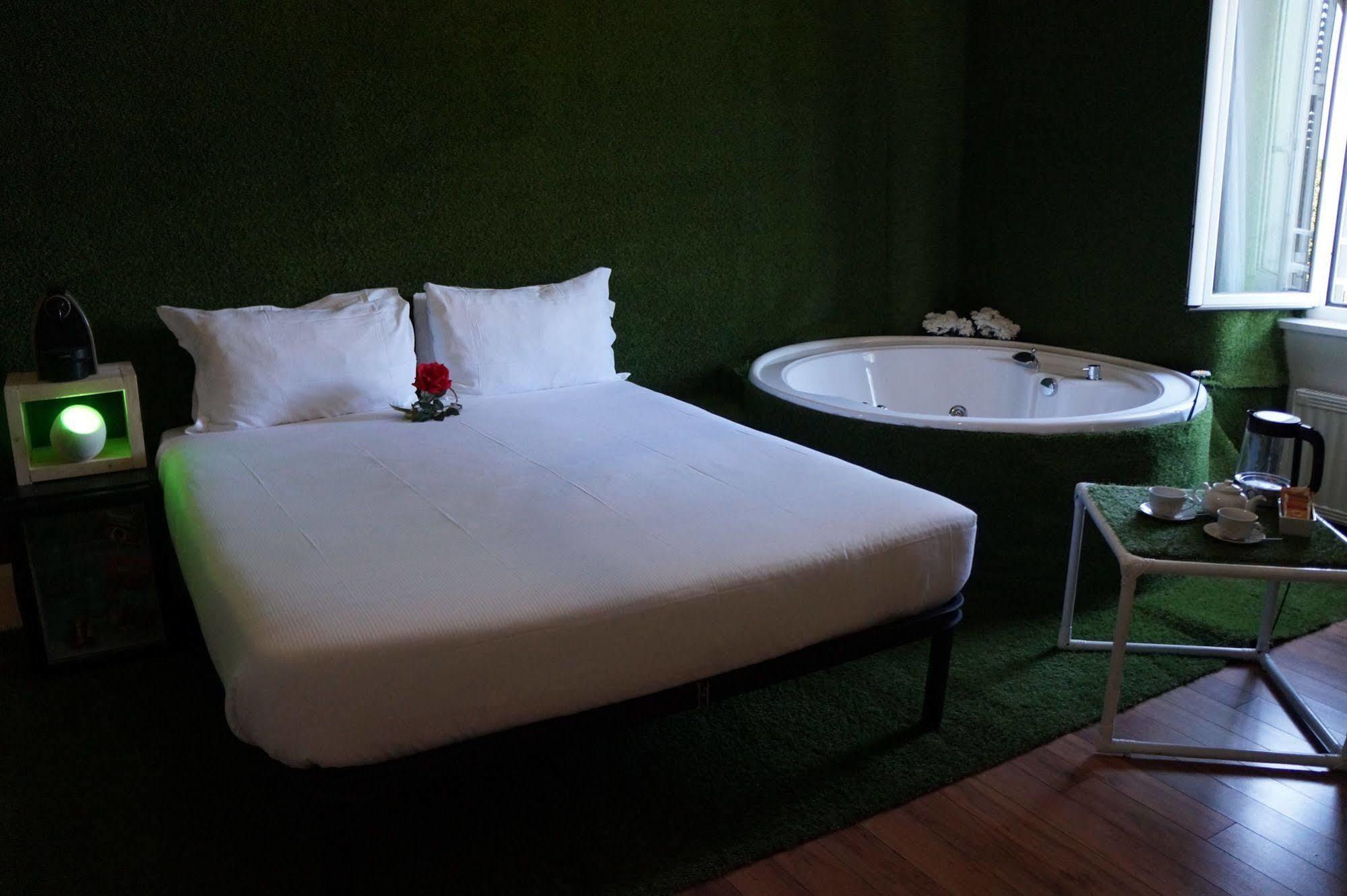 Jacuzzi Rooms Roma Ngoại thất bức ảnh